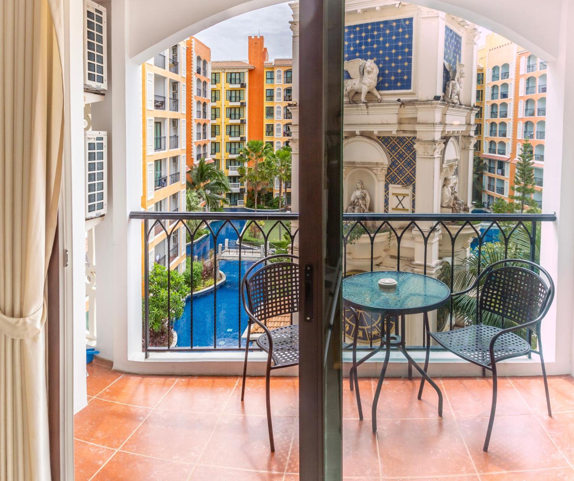 Venetian Residence Jomtien Beach Esterno foto